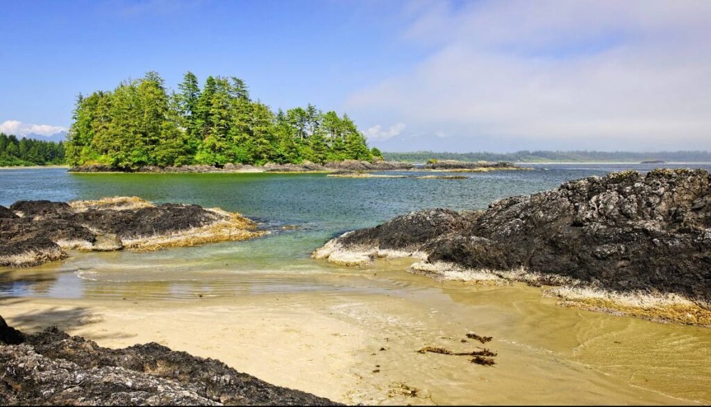 Узбережжя Лонг-Біч у національному парку Пасіфік-Рім.