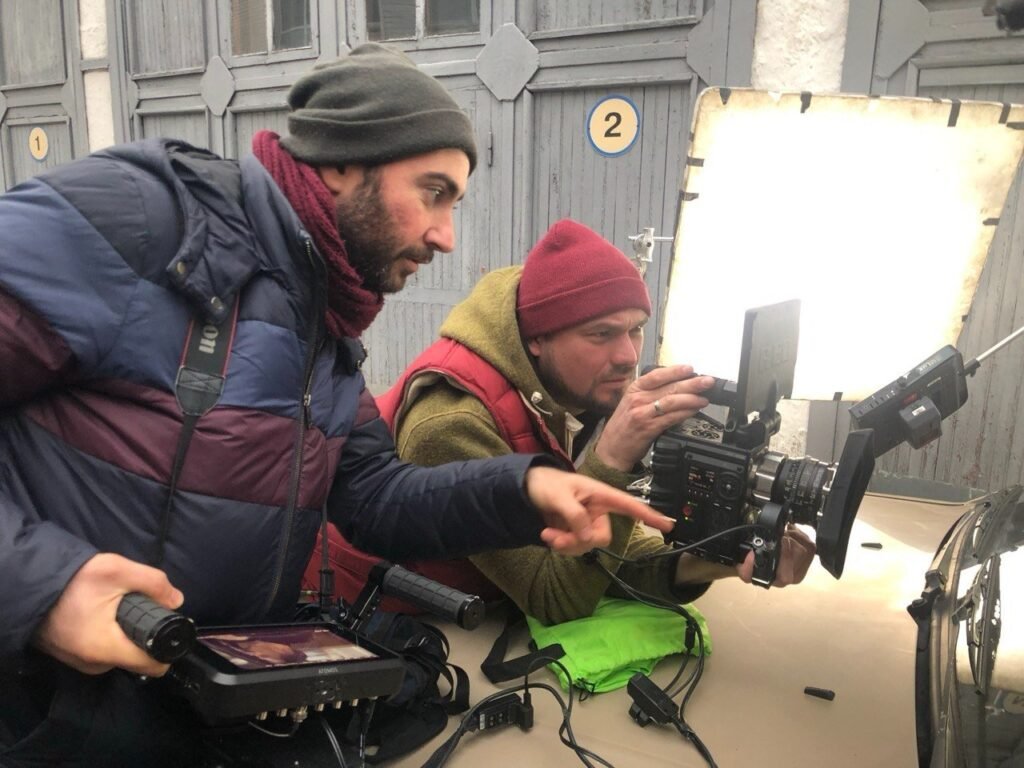 Режисер Гованес Хачатрян та оператор Артем Козирєв на знімальному майданчику